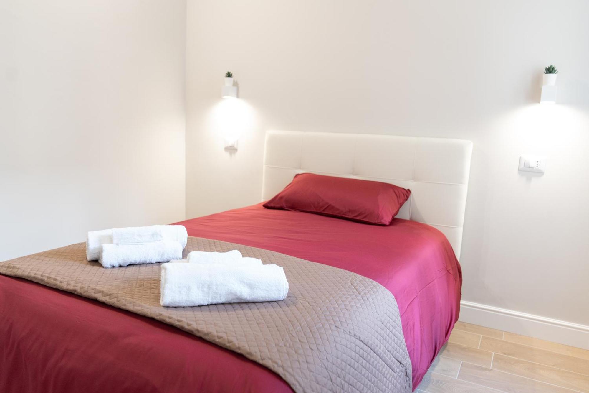Casa Luna Nel Cuore Di Cagliari A 10 Minuti In Macchina Dalle Spiagge Piu Belle Luaran gambar